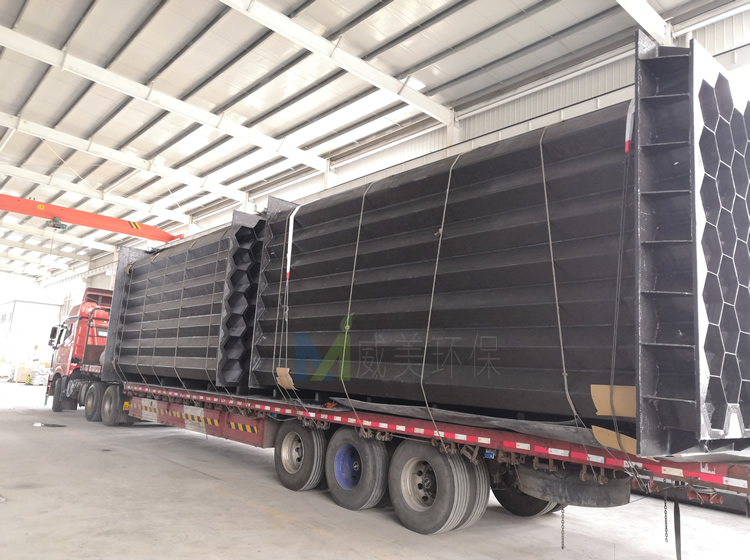 濕電除塵器吊裝完畢，準備發(fā)車